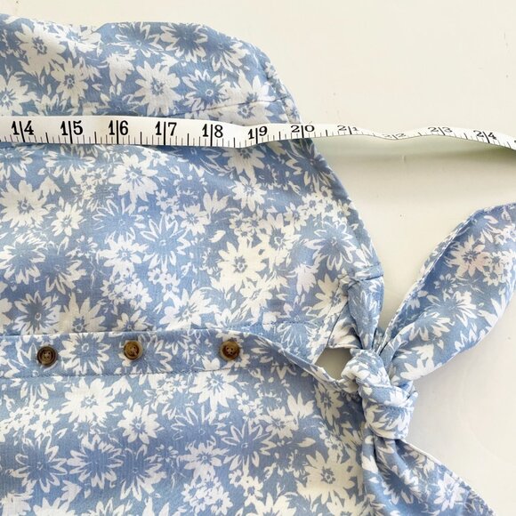 NWT American Eagle Top with Tie Front Detail Blue White Floral Print- Size Small - Picture 6 of 8